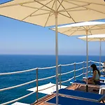 Delfino Hotell 4*
