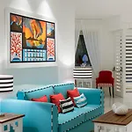 Delfino Hotell 4*