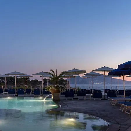 Delfino Hotel