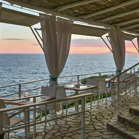 Delfino Hotel