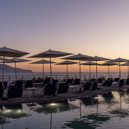 Delfino 4* Massa Lubrense