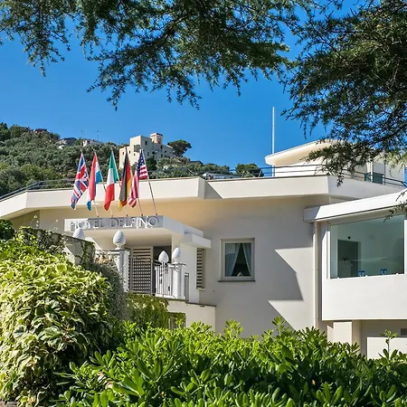 Delfino Hotel 4*