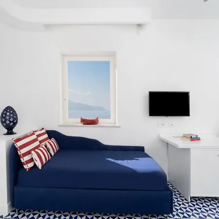 Delfino Massa Lubrense