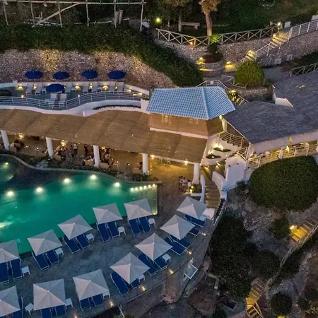 Delfino Hotel 4*