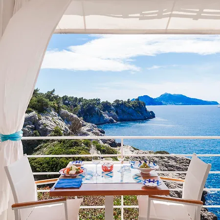 Hotel Delfino Massa Lubrense