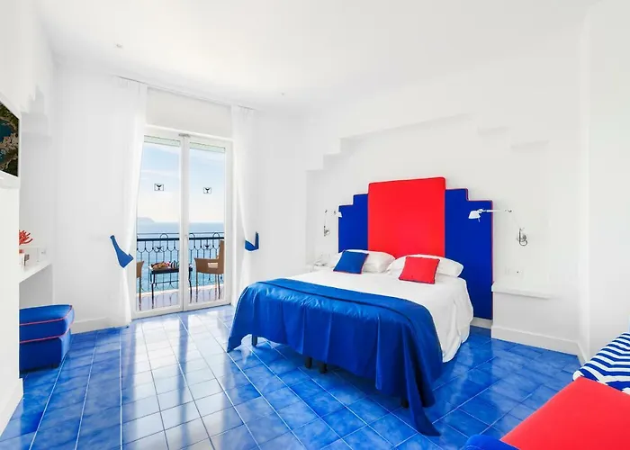 Delfino Hotel 4*